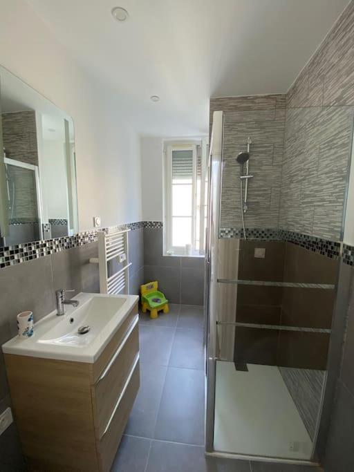 Vakantiehuis La Mimagaste - Maison Familiale Au Coeur D'etretat *